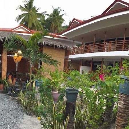Soeliana Resort General Luna  Ngoại thất bức ảnh