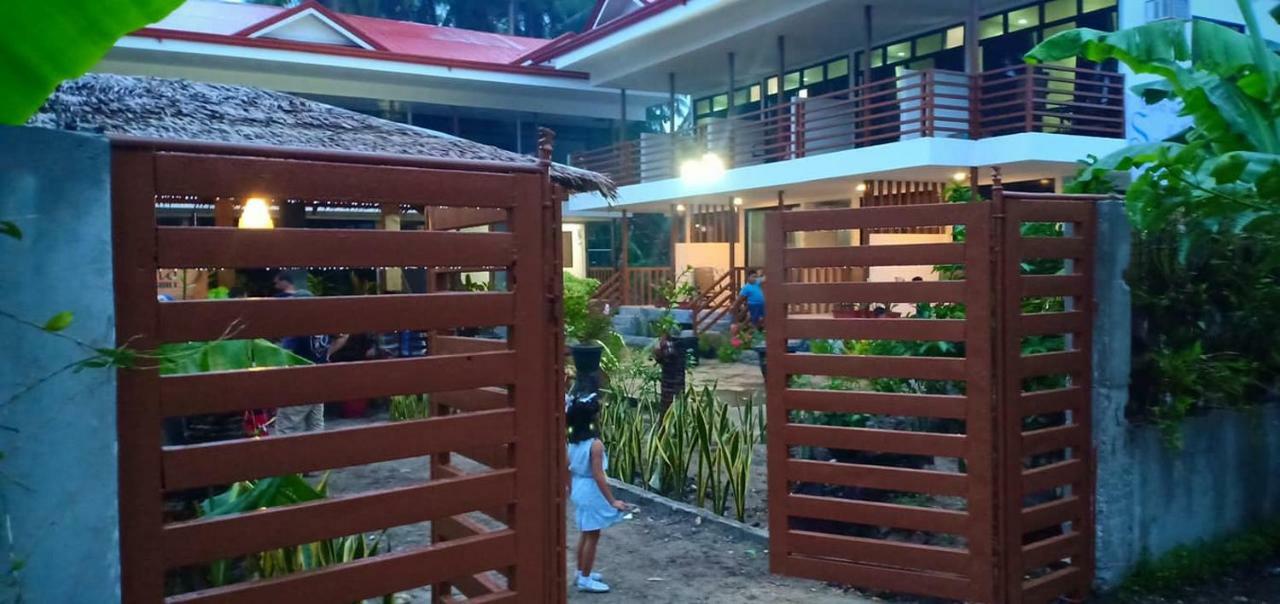 Soeliana Resort General Luna  Ngoại thất bức ảnh